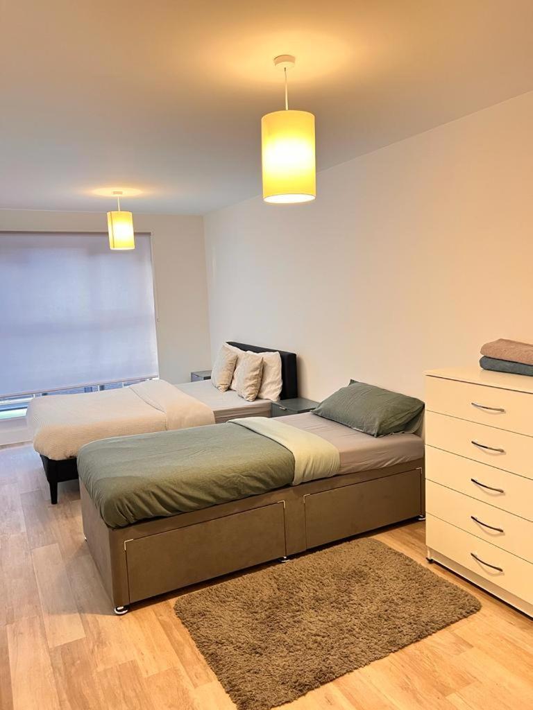 Modern-New Build Apartment In Birmingham Buitenkant foto